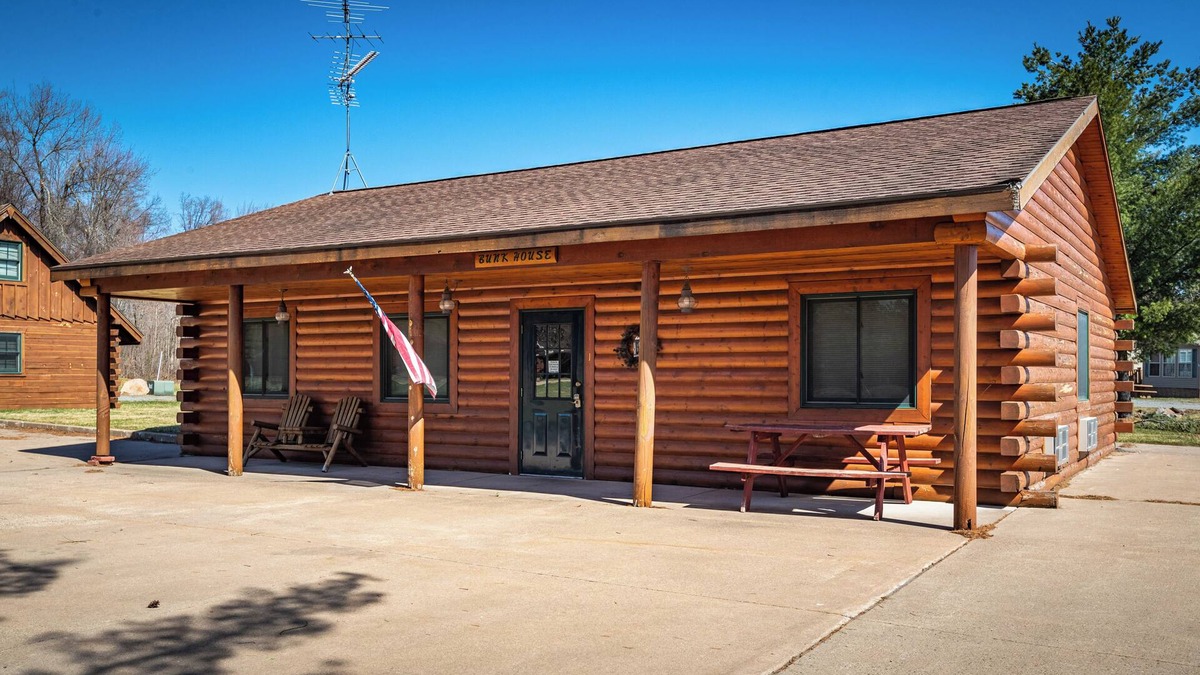 Neillsville Cabin | The Frat House at the Riviera Resort in Neillsville, Wisconsin!