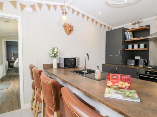 Chipping Norton House | The Gallops