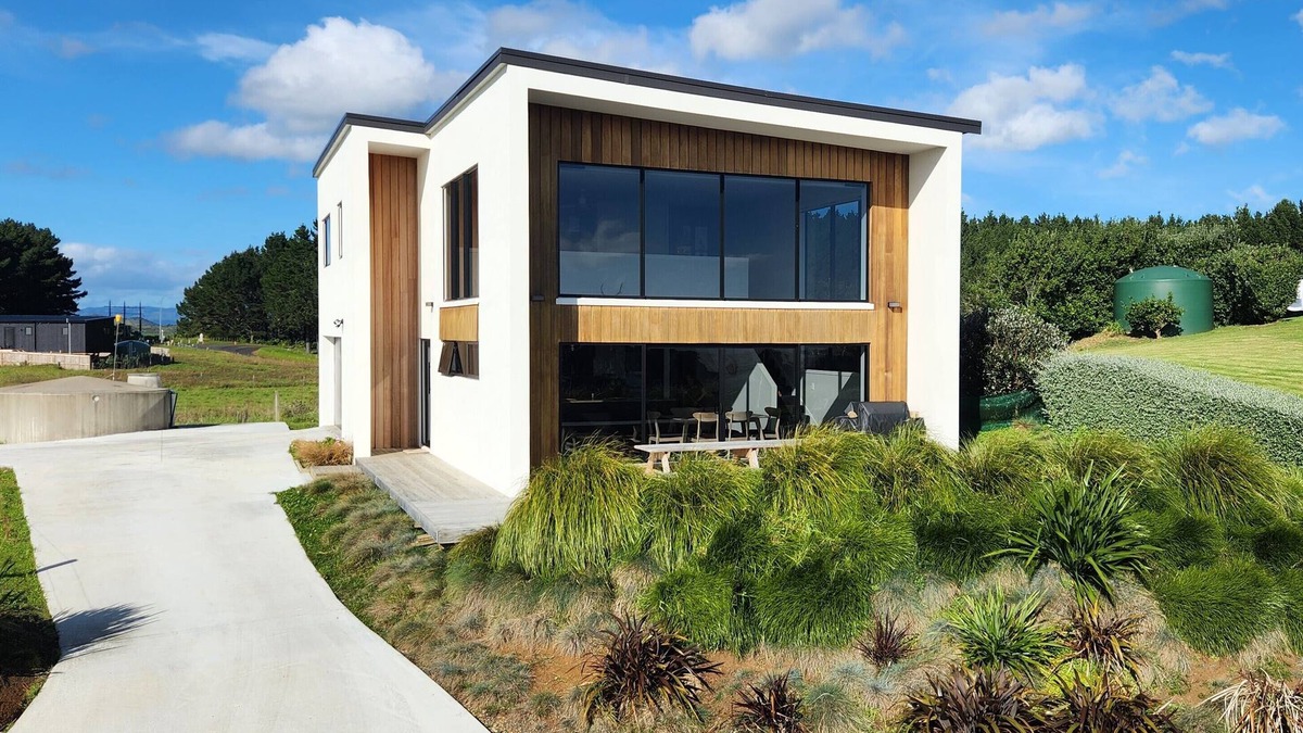 Kawhia House | The Gannet Hatch, Aotea Harbour