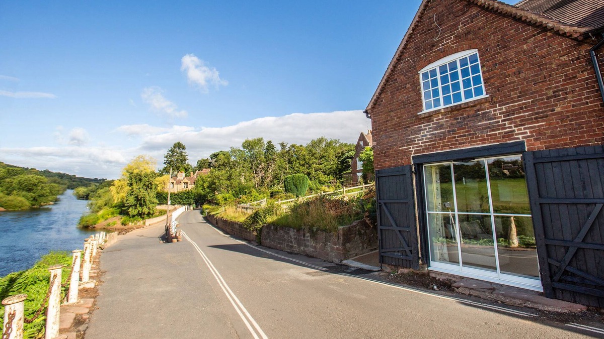 Upper Arley Apartment | THE GAOL, family friendly, luxury holiday cottage in Upper Arley