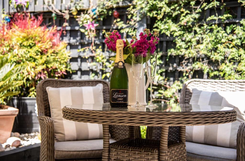 Deal Apartment | The Garden Apartment
