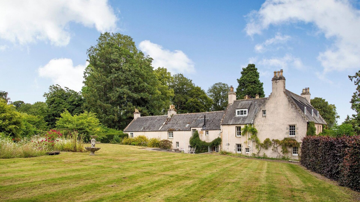 Dingwall Cottage | The Garden Flat Ardullie