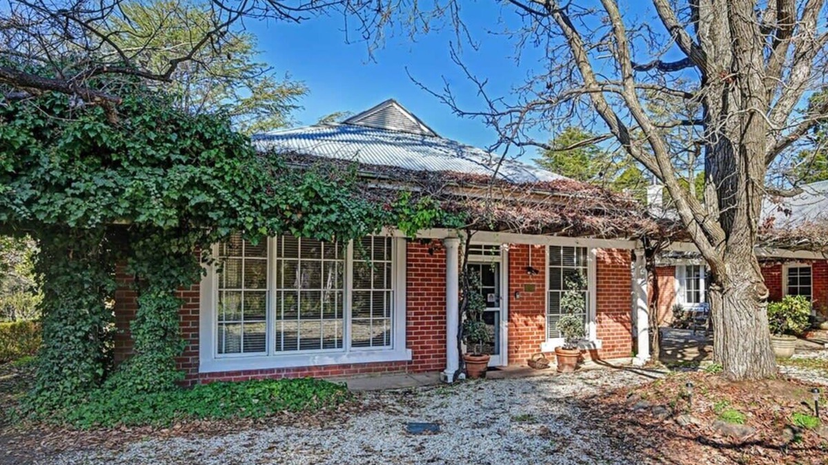 Emu Swamp Apartment | The Garden Flat - Mayfield Vineyard Orange