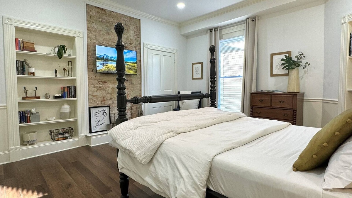 Frankfort Apartment | The Garden - Idyllic Oasis near 13 Distilleries