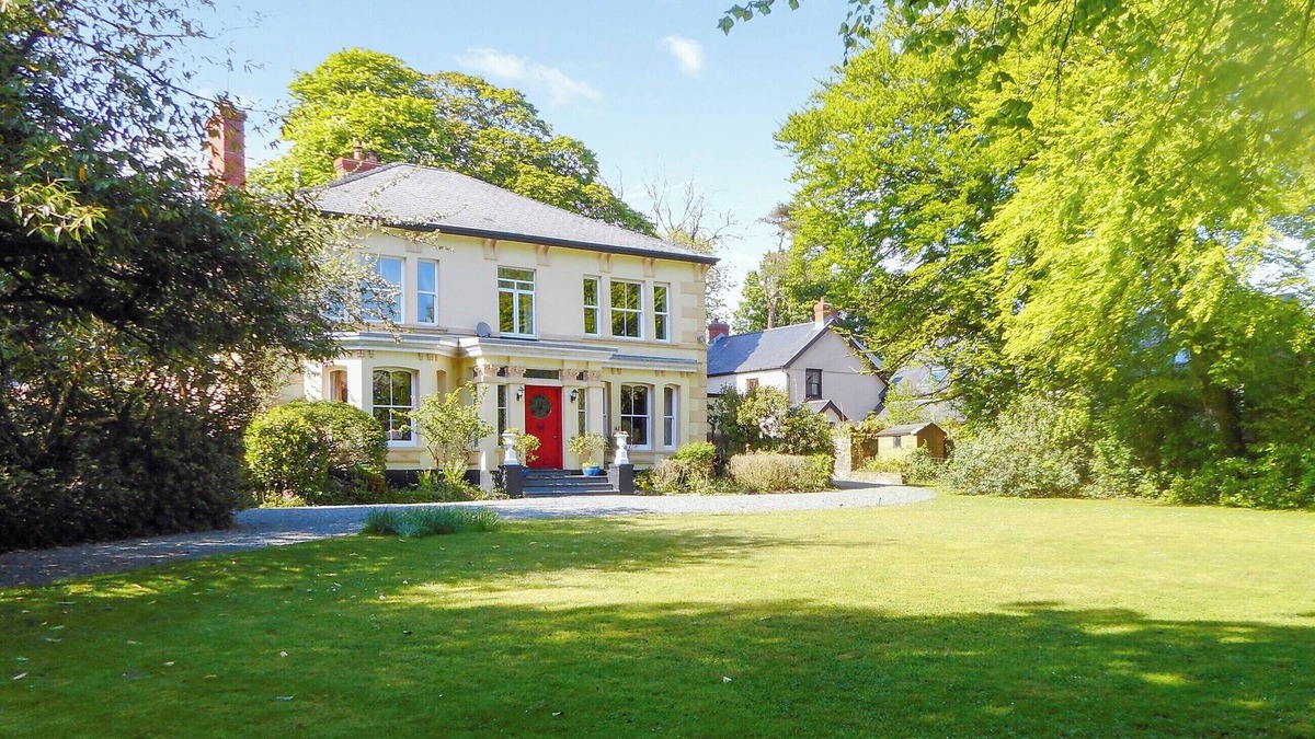 Llanteg Cottage | The Garden Lodge Flat - UK49415