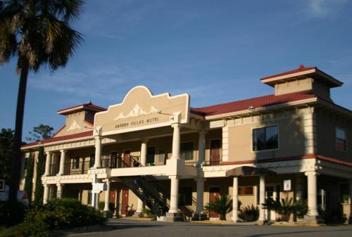 Valdosta Hotel | The Garden Villas Hotel