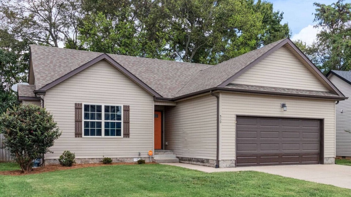 Clarksville House | The Gate 4 Getaway, Home Away From Home