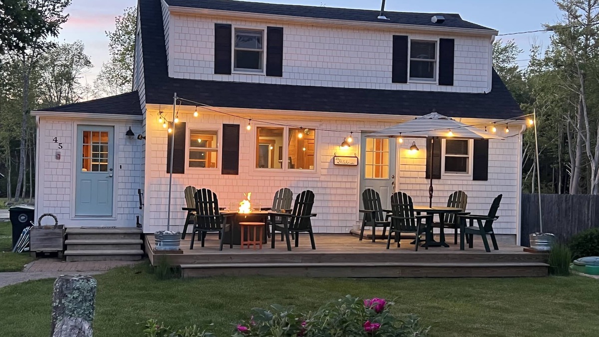 Kennebunk House | The Gatehouse - Kennebunk Cape near Beach and Kennebunkport