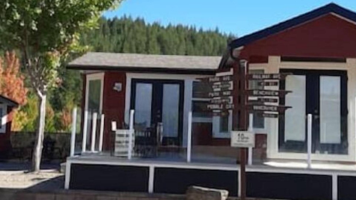 Blind Bay Cottage | The Gateway" @ Blind Bay Resort