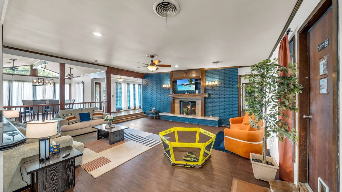 Baytown House | The Gathering House: Big Texas Heart, Room for All