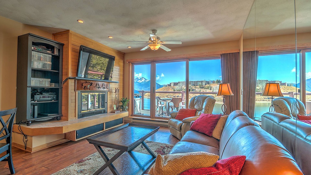 Dillon Condo | The Gem Of East Bay! Completely Remodeled 2nd Floor Unit With Breathtaking Views