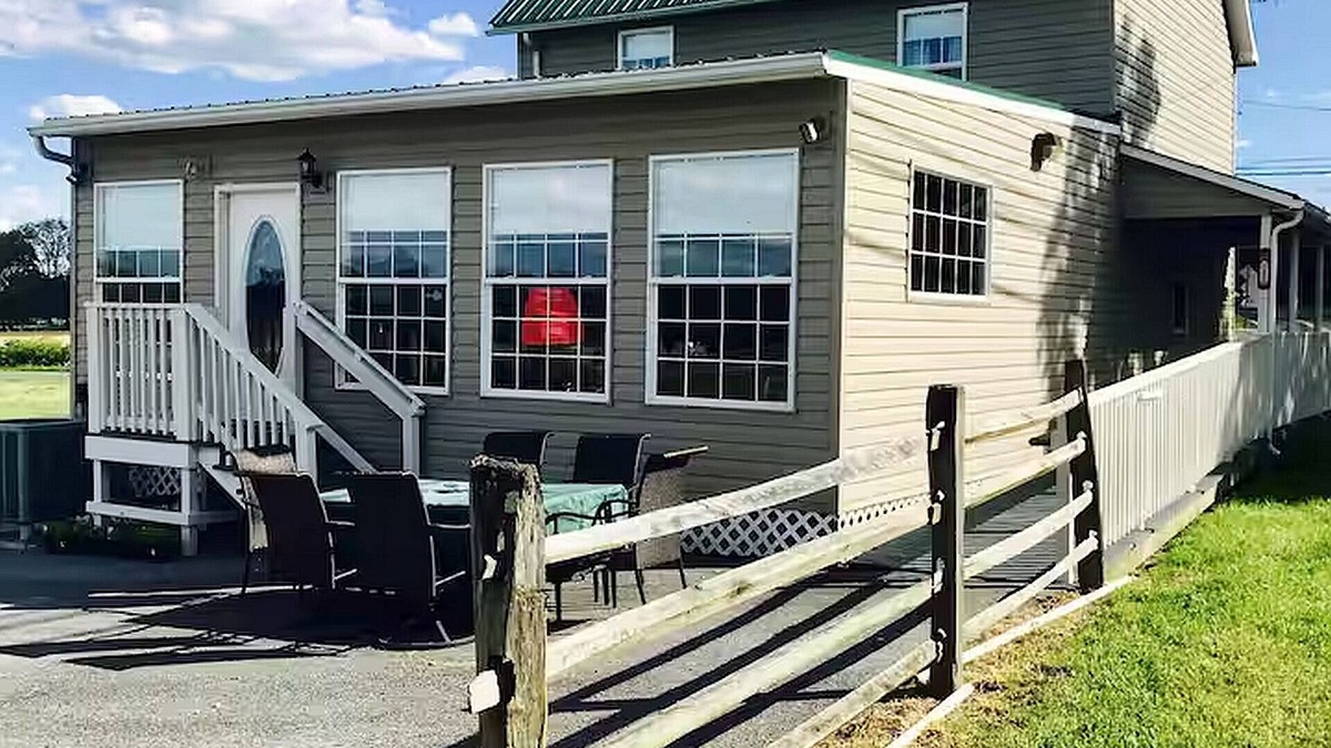 Orrtanna House | The General's Hideaway near Gettysburg Battlefields, Wineries, Skiing & Hiking less than a mile from the Cashtown Inn