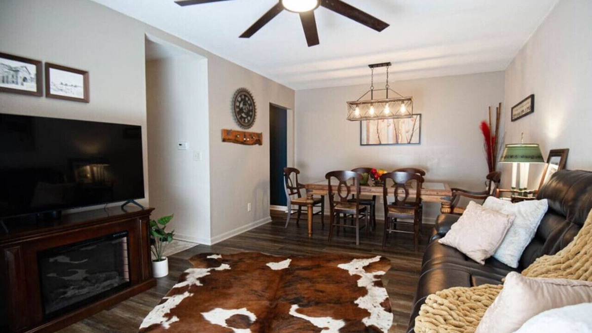 Defiance Apartment | The General's Quarters