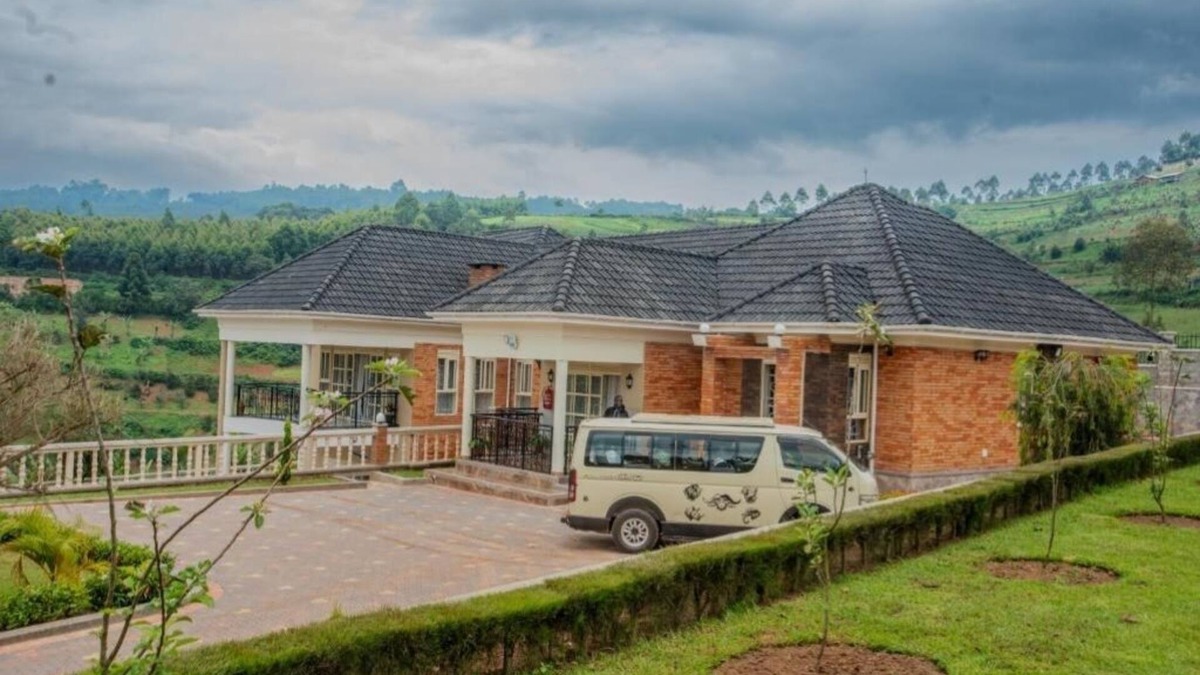 Kabale Bed & Breakfast | The Georges' Residence : Deluxe Double Roomn