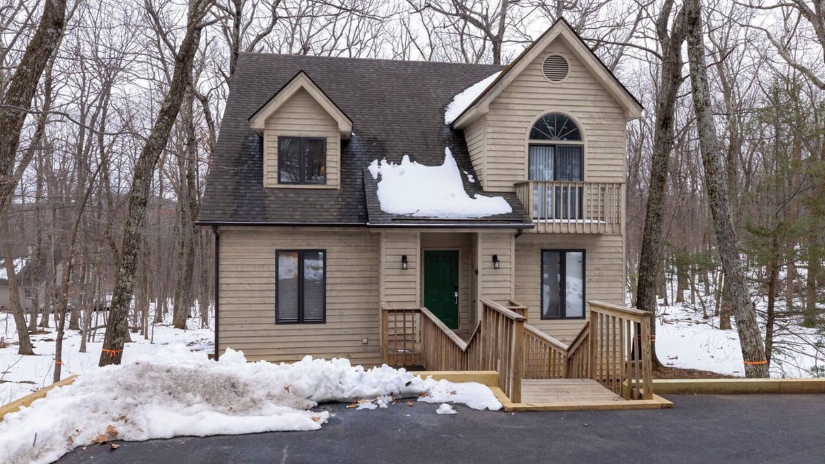 Chestnut Springs House | The Getaway at Wintergreen Resort