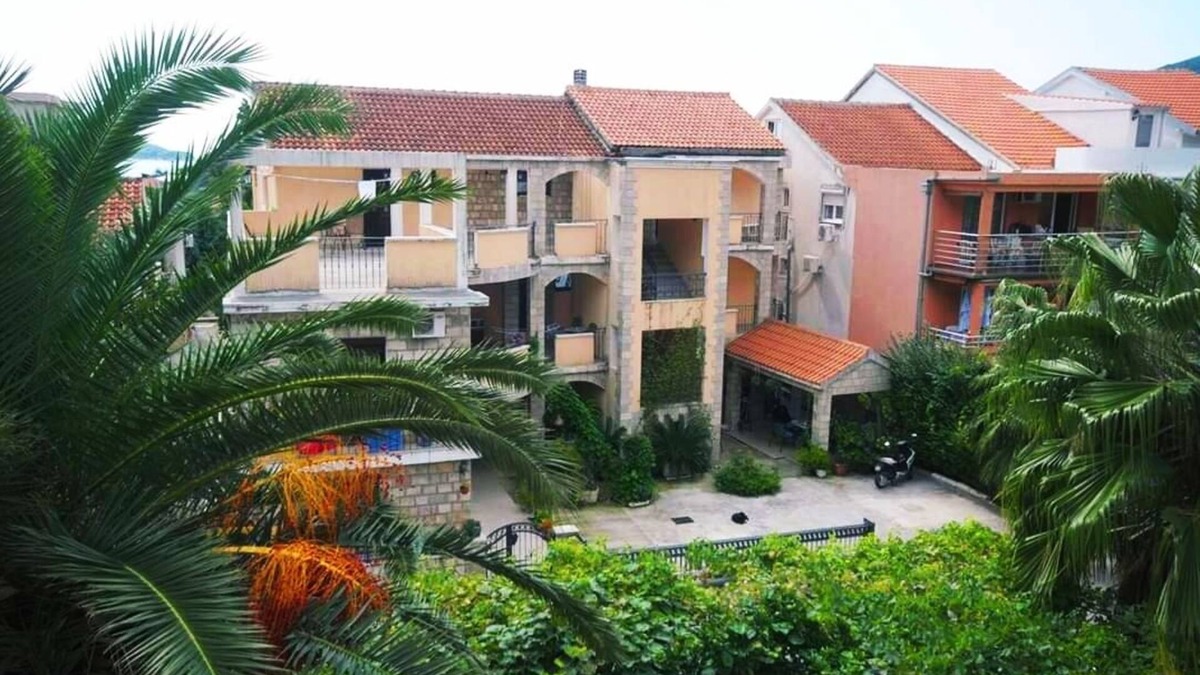 Velji Vinogradi Apartment | The Gigović family wishes you a warm welcome