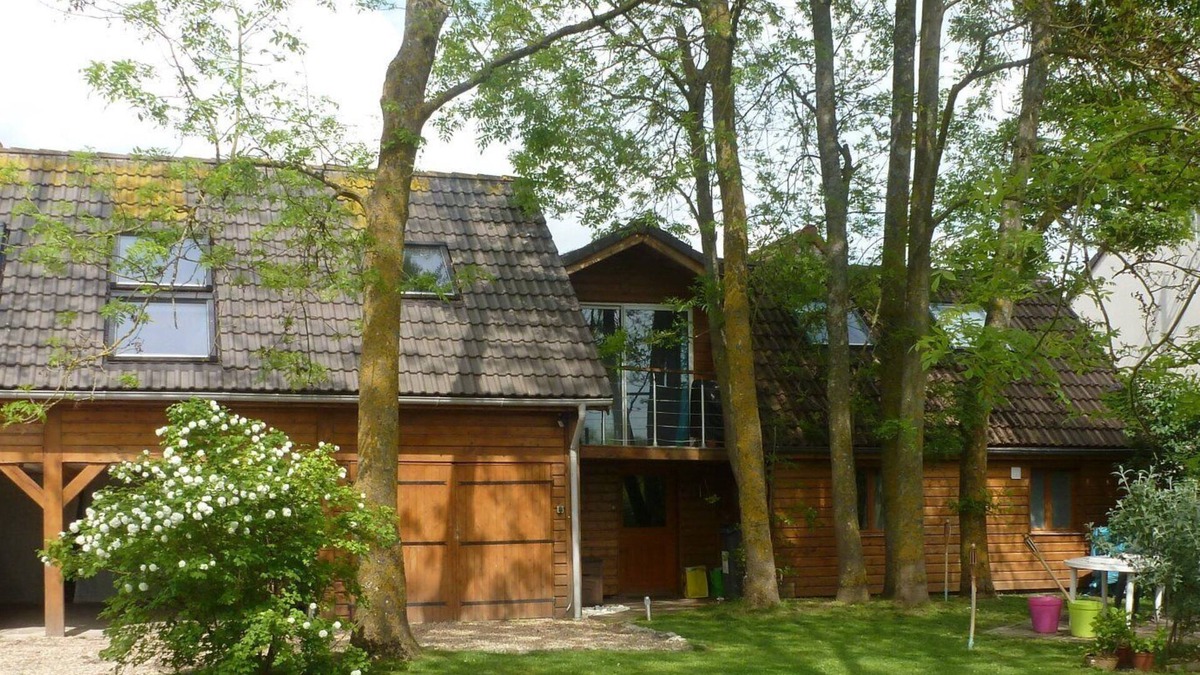 Poses House | The Gite du Frêne *