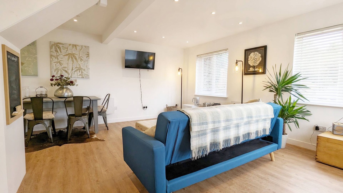 Lickfold Cottage | The Gofflet, Petworth - an annexe that sleeps 2 guests in 1 bedroom