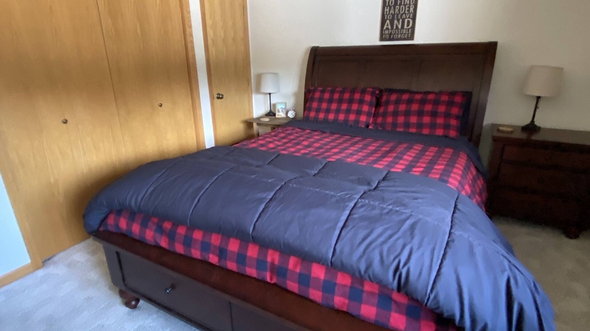 Red Lodge Condo | The Golden Bear - Golf, Ski and Downtown