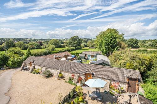 Tatworth House | The Golden Fleece