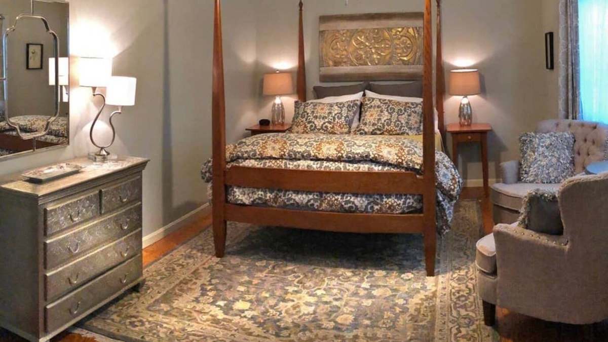 Harpers Ferry House | The Goldfinch Suite at Harpers Ferry Guest House