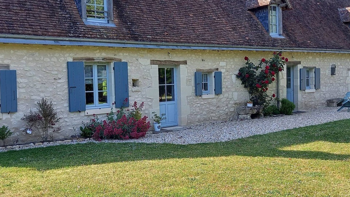 Verneuil-sur-Indre House | The Golf Farmhouse