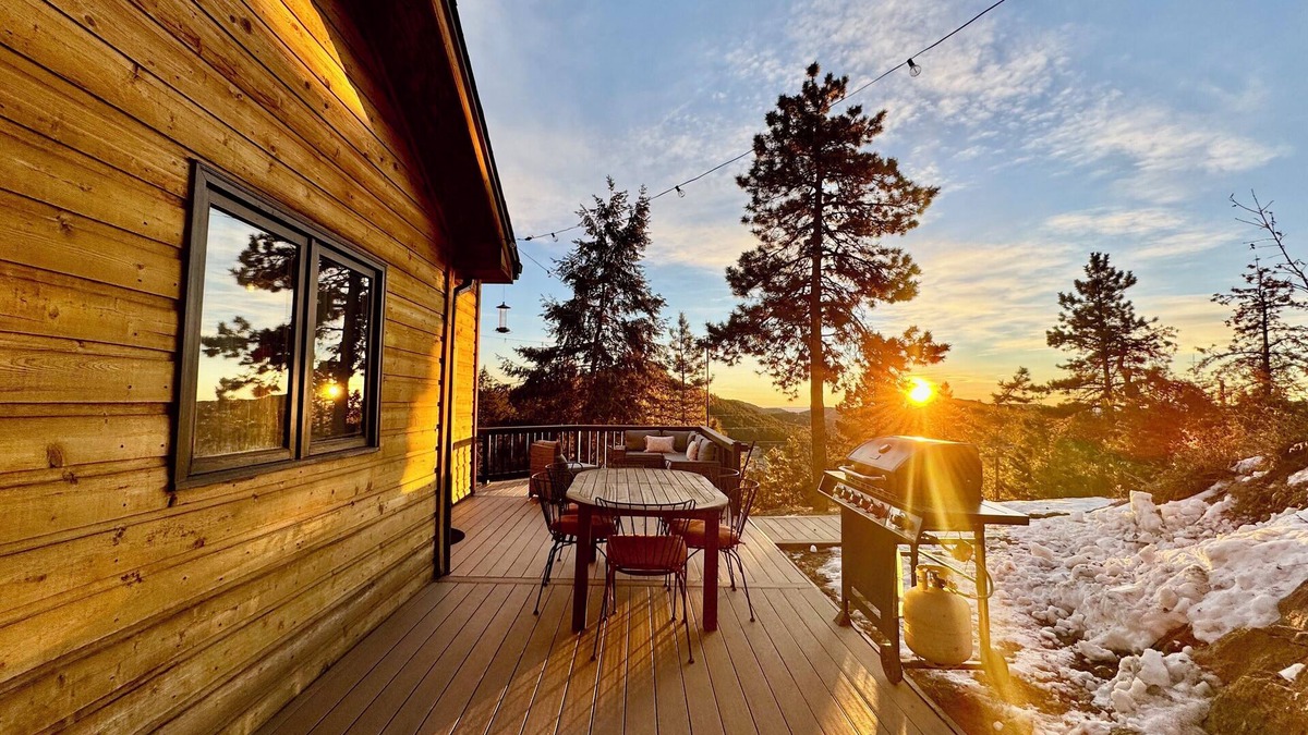 Morrison House | The Good Life Mountain Home - Red Rocks w/spa