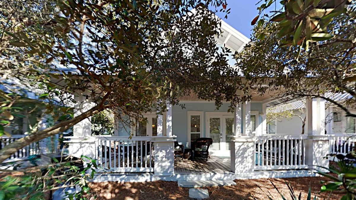 Seacrest Cottage | The Good Life-Top Ratings, Big Pool, Covered Porch, 5 Min Walk to Beach, 4 Bikes