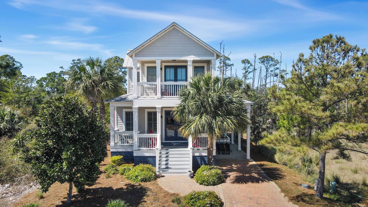 Cape San Blas House | THE GOOD STUFF IS A LUXUROUS 3BD HOME W/COMMUNITY POOL, GATED COMMUNITY!