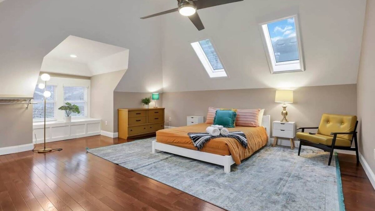 Victorian Village House | The Goodale House - 2 Units - 4 BR 5 Bath