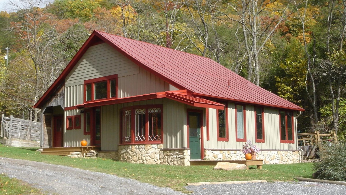 Lexington House | The Granary at Owl Moon Farm