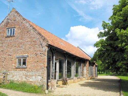 Oxborough House | The Granary