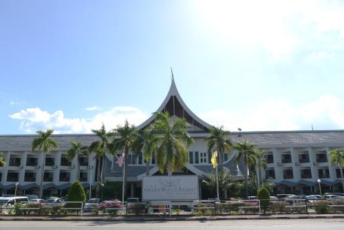 Sungai Menyala Resort | The Grand Beach Resort Port Dickson