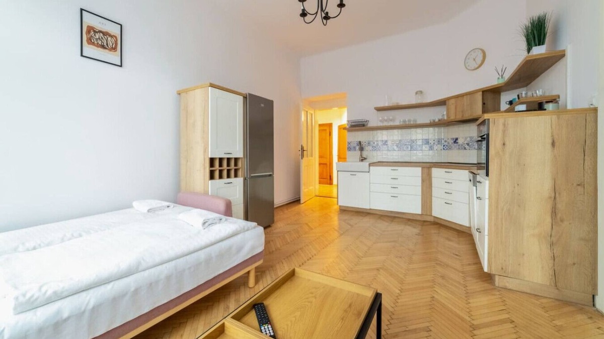 Smichov Apartment | The Grand Bohemian – Historic Art Nouveau Escape