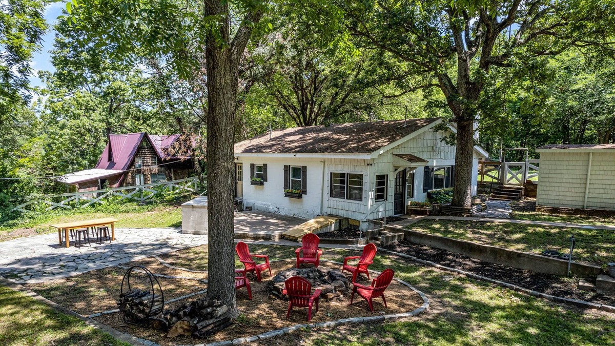 Tia Juana House | The Grand Lake Hideaway