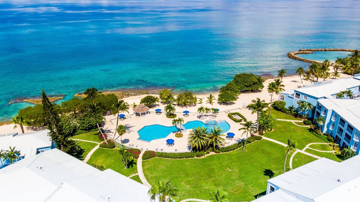 Seven Mile Beach Condo | The Grandview Condos on Seven Mile Beach