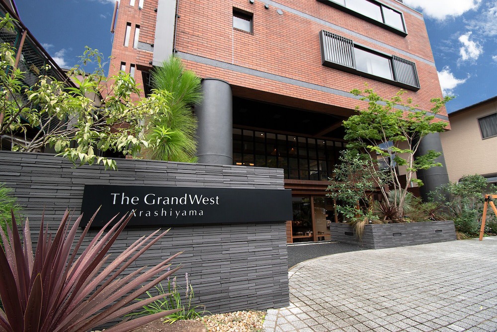 Arashiyama Hotel | The GrandWest Arashiyama