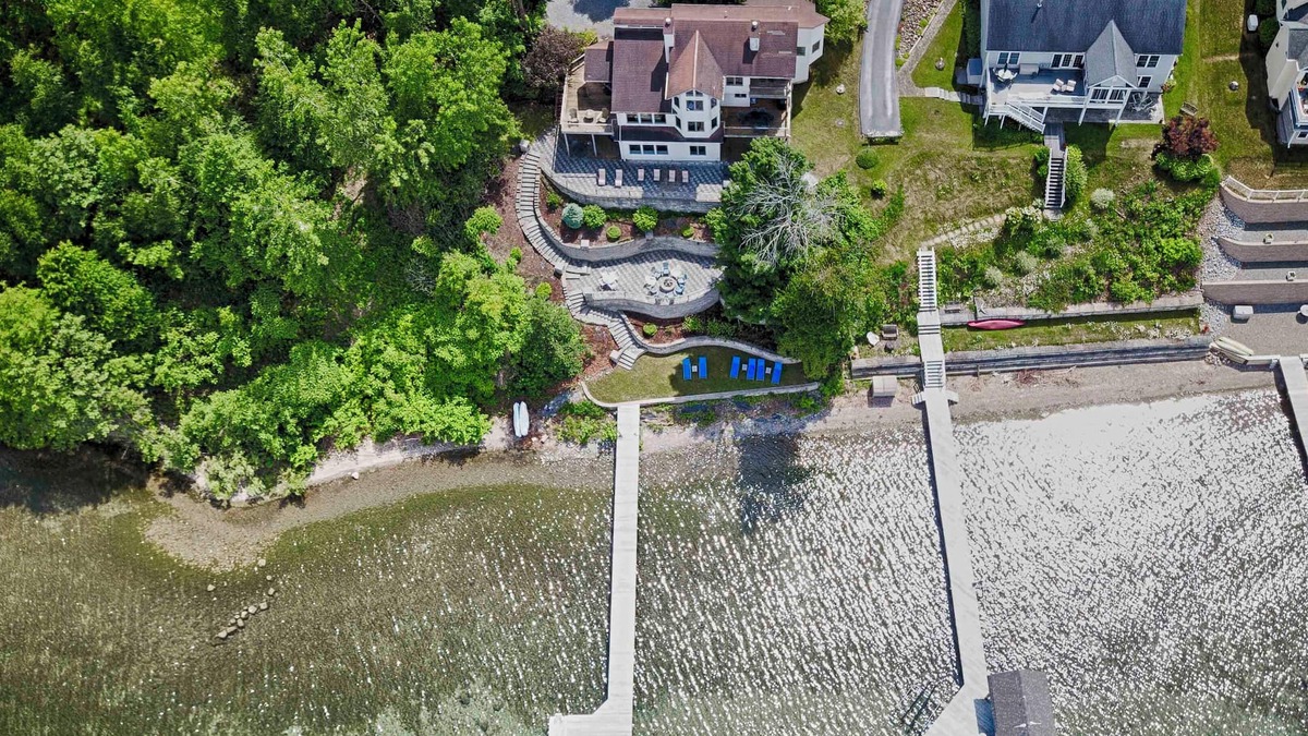 Town of Torrey House | The Grape Escape - Contemporary Style Living on Seneca Lake!