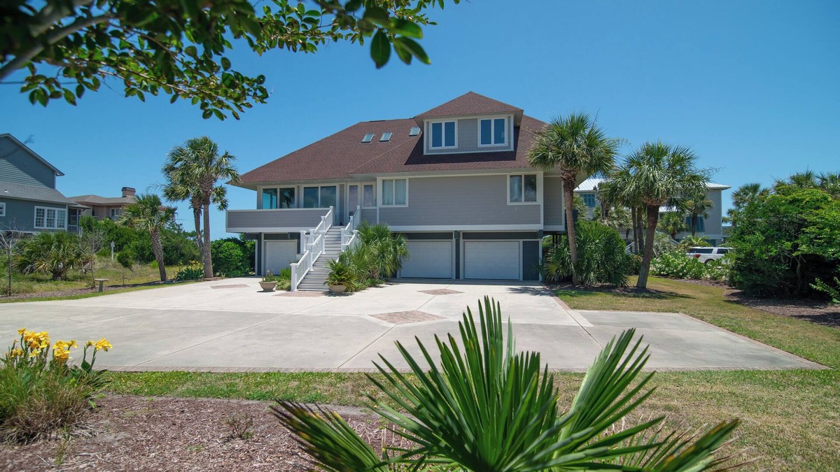 Debordieu Colony House | The Great Escape 6 bedroom Updated Oceanfront home in Debordieu