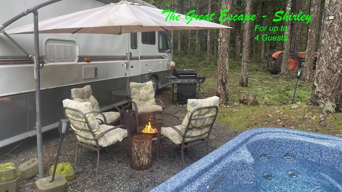 Otter Point House | The Great Escape - Shirley with secluded Private Hot Tub - accommodates up to 4 guests