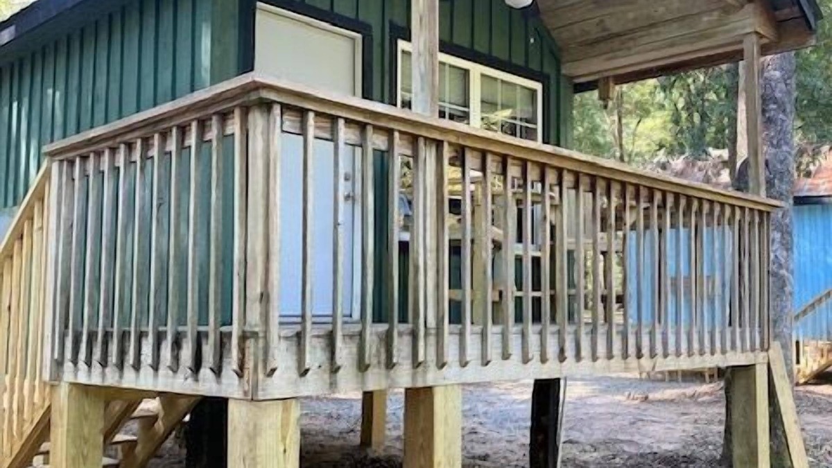 Juliette Cabin | The Green Getaway