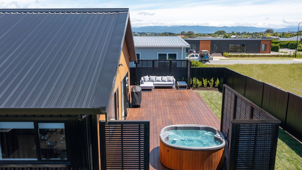 Martinborough House | The Green House: Luxe Eco Escape