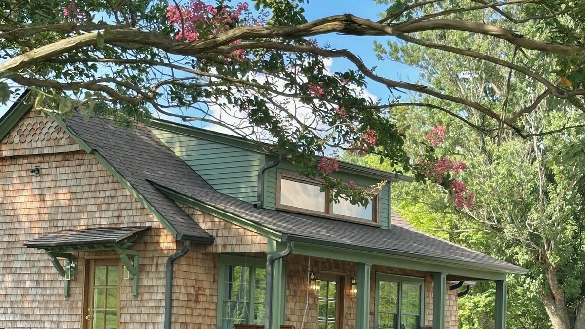 Greeneville Cabin | The Green Mountain-Newly Build Cabin with AC, WiFi in Greeneville-Family-Pets