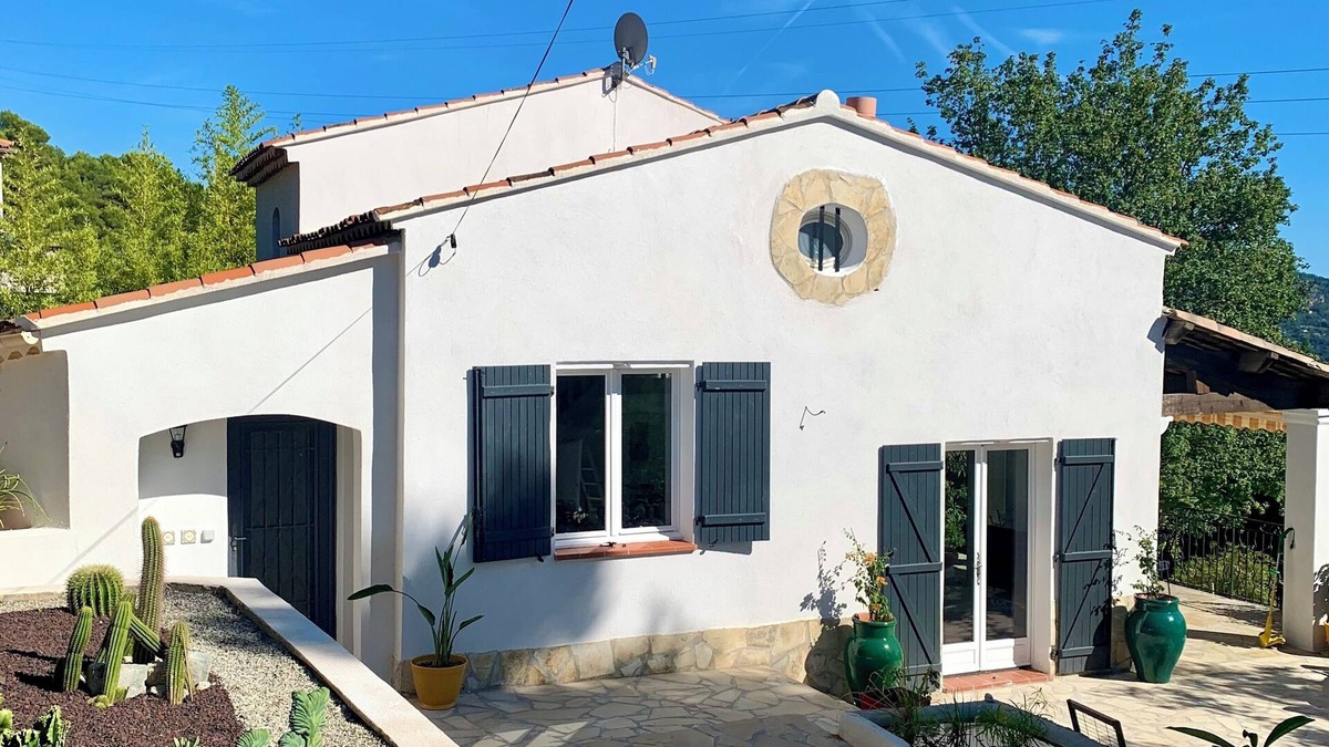 Tourrette-Levens House | The green oasis: breathtaking views, pool, privacy