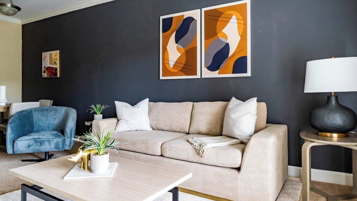 Greensboro Apartment | The Greensboro Vibe 8715