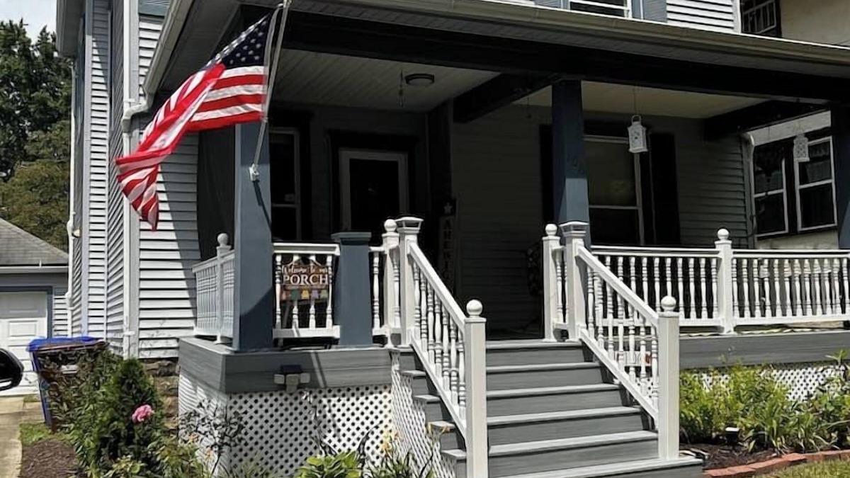 Greenville House | The Greenville Getaway! Let our home become your home.