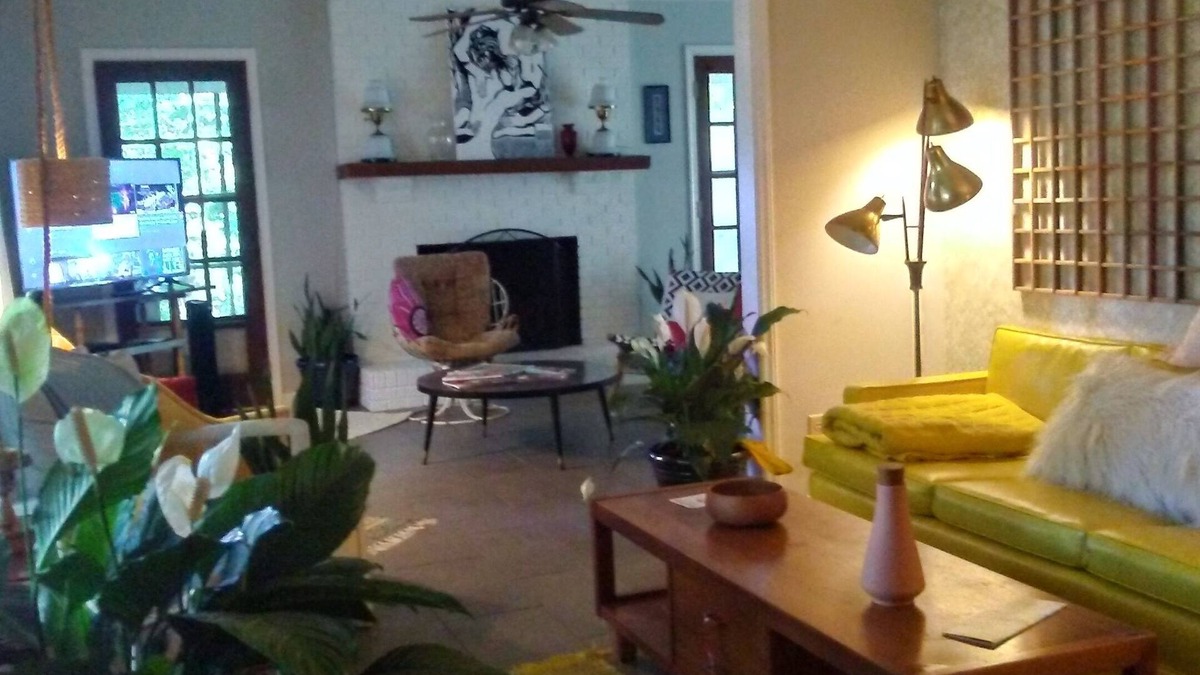 Royal Pines House | The groove near Asheville NC