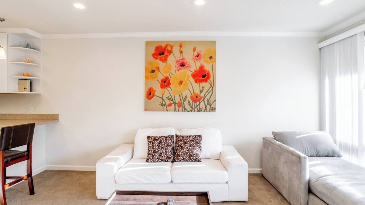 Belmont Apartment | The Grove- Parking, Gym and BBQ grill