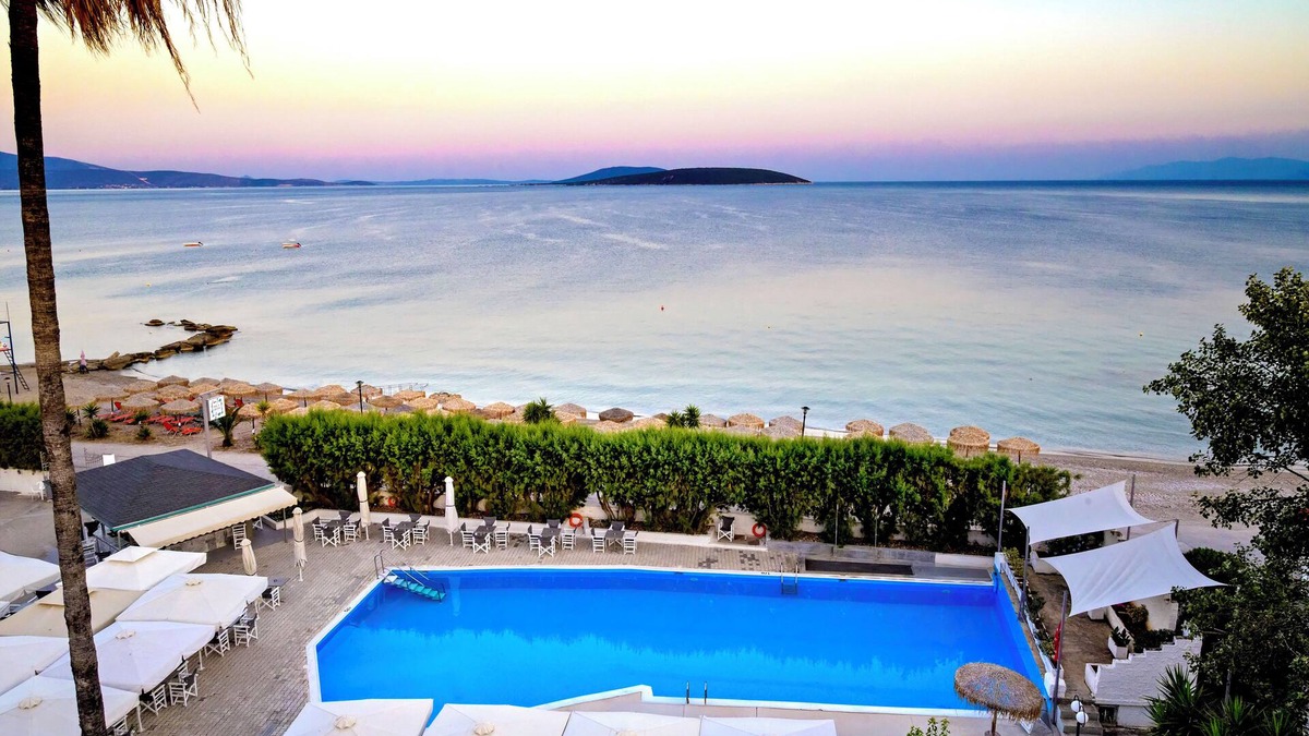 Drepano Hotel | The Grove Seaside Hotel