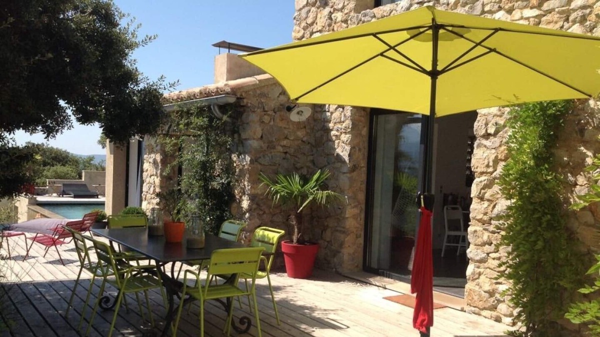 Puymeras House | The Guest House Getaway - In Provence